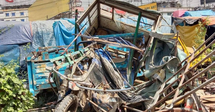 কাঁচপুরে মাইক্রোবাস-অটোরিকশা সংঘর্ষে নিহত বেড়ে ৫