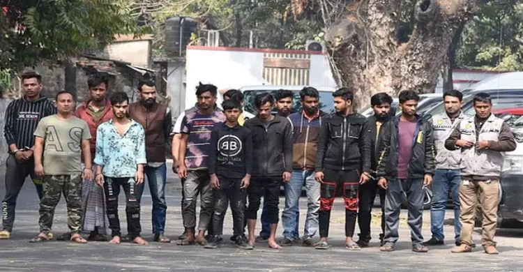 ছোঁ মেরে নেওয়া মূল্যবান জিনিস যায় ‘বিসমিল্লাহ সার্ভিসিংয়ে’