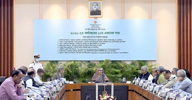 উন্নয়ন প্রকল্পে দেশে তৈরি গাড়ি ব্যবহারের পরামর্শ দিয়েছেন প্রধানমন্ত্রী