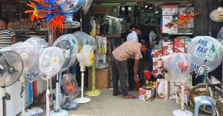 গরমে ফ্যান বিক্রি বেড়েছে