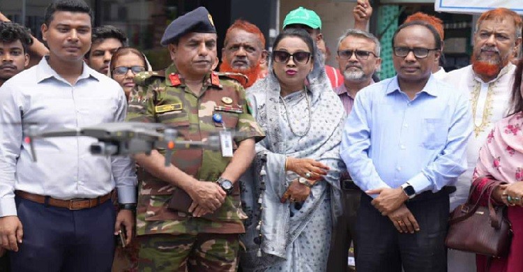 মশার উৎস সন্ধানে ডিএনসিসি এলাকায় ড্রোন ব্যবহার হবে