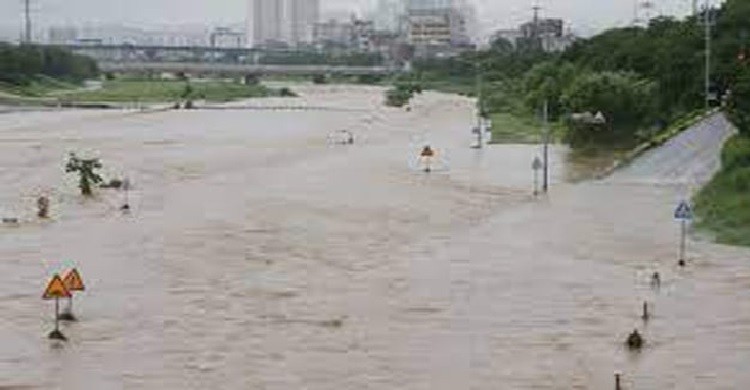 দক্ষিণ কোরিয়ায় ভারী বর্ষণ ও বন্যা, নিহত ৭