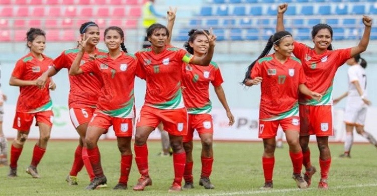 জাতীয় দলের নারী ফুটবলারদের বেতন বাড়ছে
