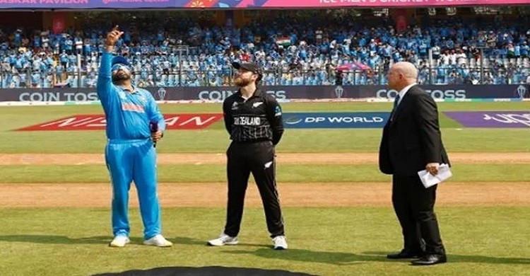 টস জিতে ব্যাটিংয়ে ভারত