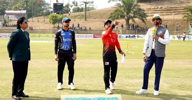 বিপিএল: টস জিতে ব্যাটিংয়ে রংপুর