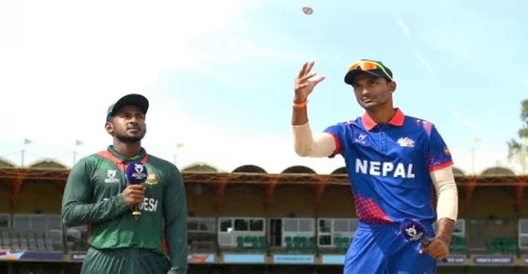 নেপালের বিপক্ষে বাঁচা-মরার ম্যাচে বোলিংয়ে বাংলাদেশ