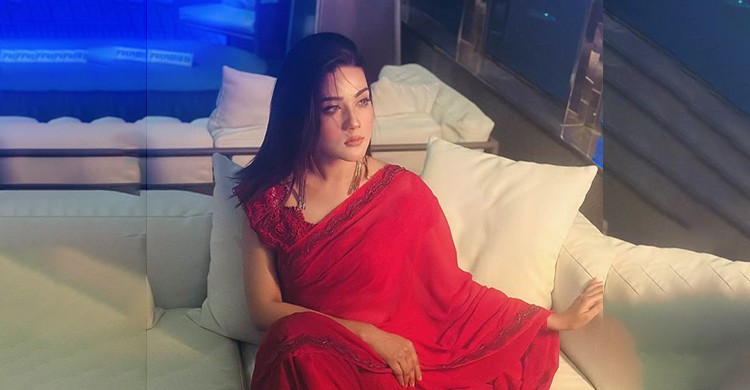 সংসার ভাঙল চিত্রনায়িকা মাহির! (ভিডিও)