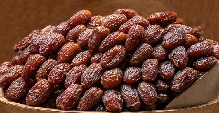 বাংলাদেশকে ২০ টন খেজুর উপহার দিল সৌদি