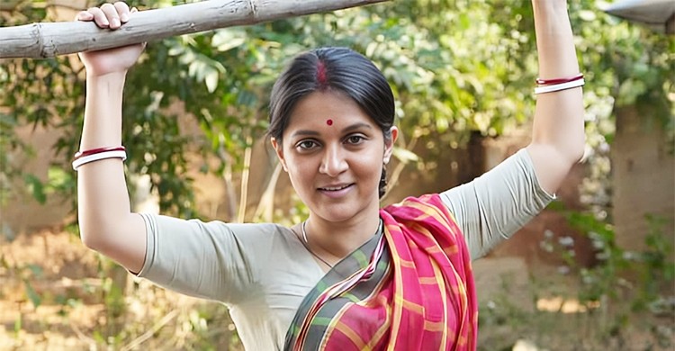 নতুন লুকে মিথিলা