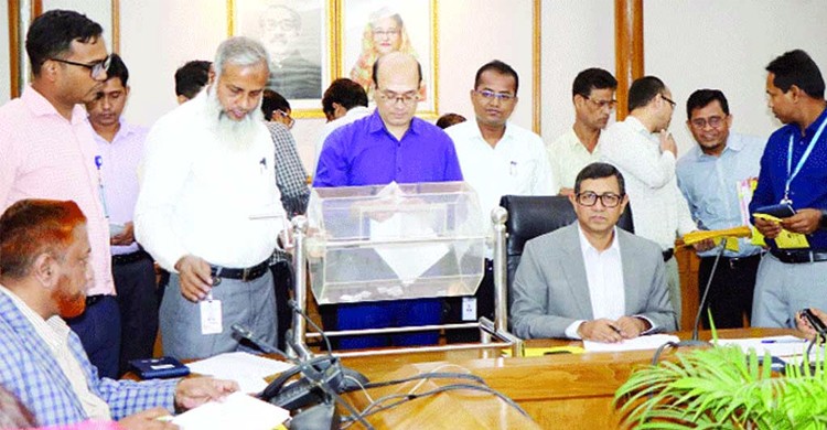 রাজউকে লটারির মাধ্যমে ১২১ কর্মচারী বদলি