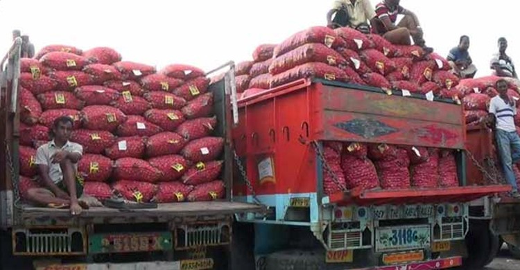 ভারত থেকে পেঁয়াজ আসছে শুক্রবার