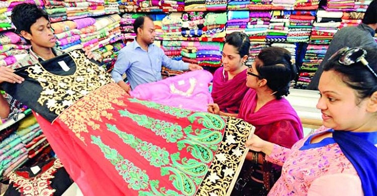ঈদের কেনাকাটায় জমজমাট রাজধানীর বিভিন্ন মার্কেট