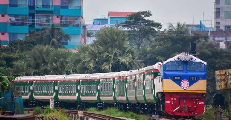 ৪ মে থেকে বাড়ছে ট্রেনের ভাড়া