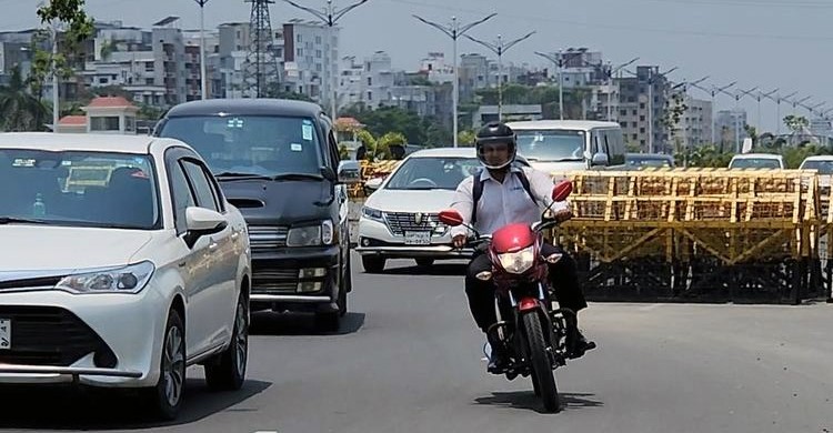 ঢাকায় মোটরসাইকেলের সর্বোচ্চ গতি ঘন্টায় ৩০ কিলোমিটার