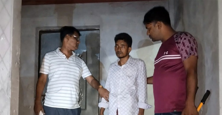 নান্দাইলে ওসির সহায়তায় প্রাণে বেঁচে গেলো প্রতিবন্ধী যুবক