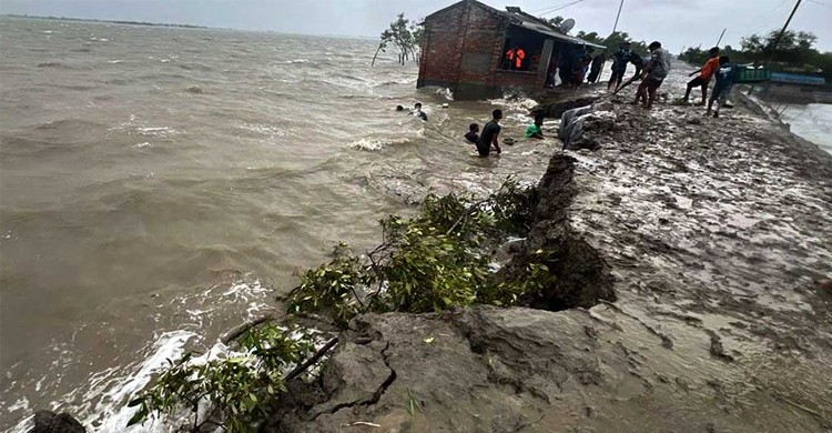 ঘূর্ণিঝড় রিমালের তাণ্ডবে দেড় লাখ ঘরবাড়ি বিধ্বস্ত