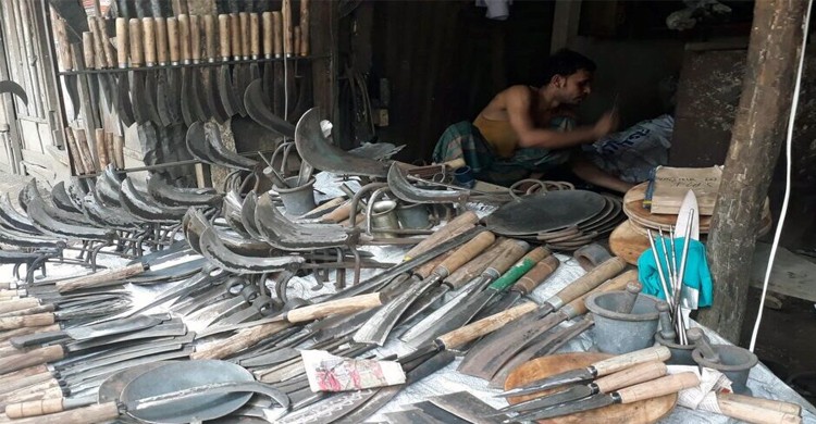 কোরবানি ঈদ, ব্যস্ত কামার শিল্পীরা