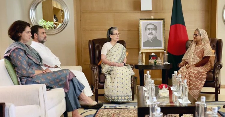 সোনিয়া, রাহুল ও প্রিয়াঙ্কা গান্ধীর সঙ্গে সাক্ষাৎ করলেন শেখ হাসিনা
