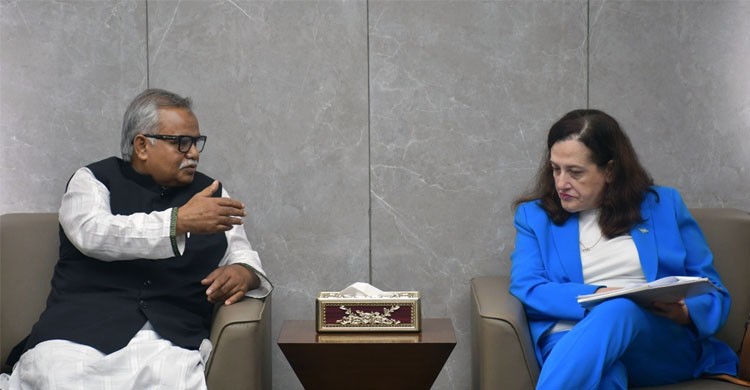 প্রবাসীকল্যাণ প্রতিমন্ত্রীর সঙ্গে গ্রিসের রাষ্ট্রদূতের সাক্ষাৎ
