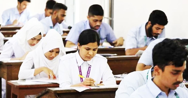 ফেনীর ২ উপজেলায় এইচএসসি পরীক্ষা স্থগিত