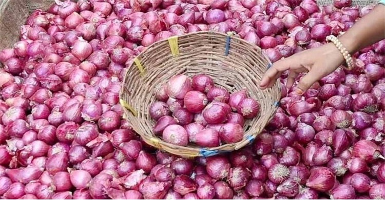 সিলেটে পেঁয়াজের বাজার অস্থির, অজুহাত বন্যার