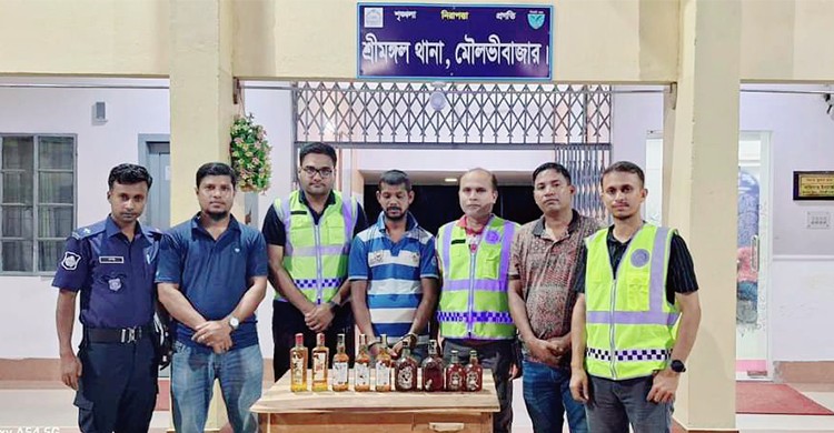 বিদেশি ৯বোতল মদসহ মদব্যবসায়ী আটক পরে আদালতে মাধ্যমে জেলহাজত