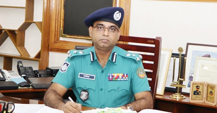 রংপুর পুলিশ কমিশনার মনিরুজ্জামানকে চাকরি থেকে অব্যাহতি