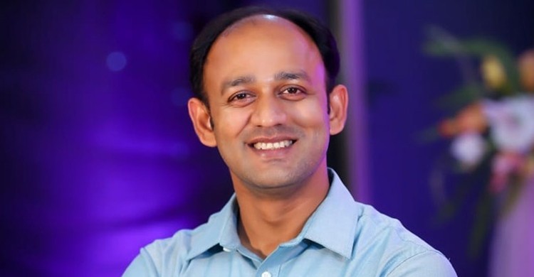 সোশ্যাল মিডিয়ায় যে বার্তা দিলেন ব্যারিস্টার সুমন