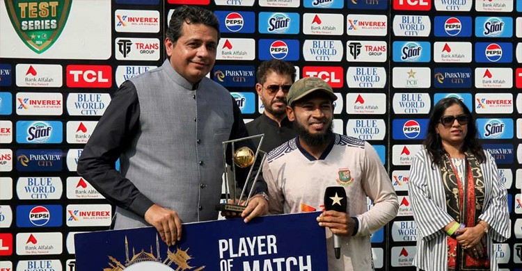 ম্যাচসেরা পুরস্কারের অর্থ বন্যার্তদের দিলেন মুশফিক