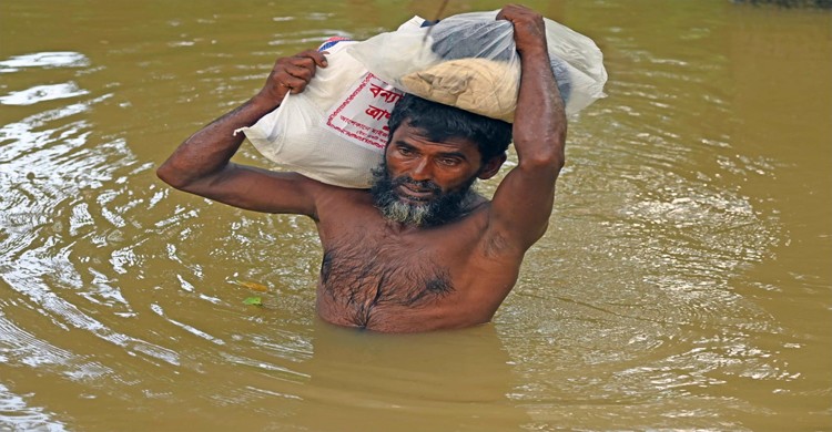 বন্যায় মৃতের সংখ্যা বেড়ে ৫৯, পানিবন্দি ৬ লাখ পরিবার