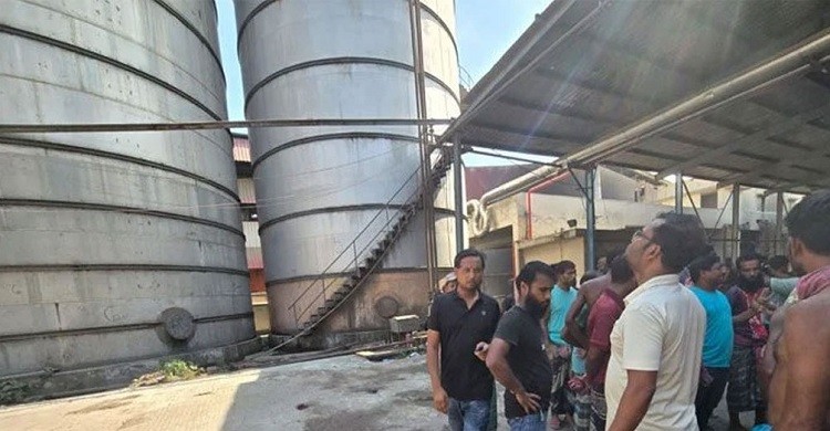 বগুড়ায় ভোজ্যতেলের কারখানায় বিস্ফোরণে নিহত ৪