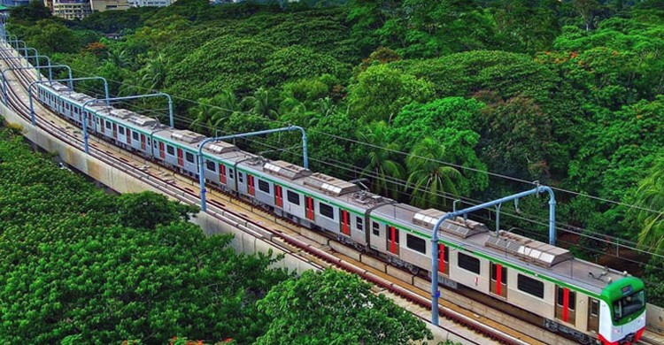 আগারগাঁও-মতিঝিল রুটে মেট্রোরেল চলাচল বন্ধ