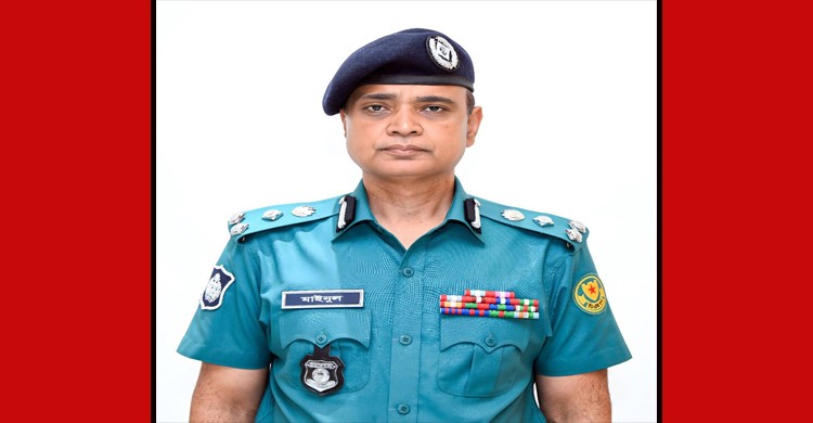 'জনগণের প্রত্যাশার জায়গায় ডিএমপিকে নিয়ে সেবা দিতে চেষ্টা করছি'