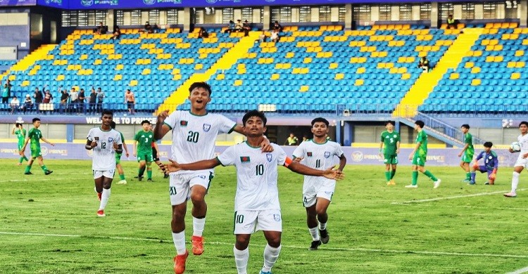 ম্যাকাওয়ের জালে বাংলাদেশের ৭ গোল