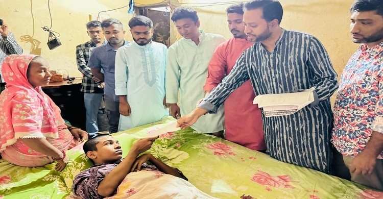 ছাত্র-জনতার আন্দোলনে আহত রানার পাশে ‘আমরা বিএনপি পরিবার’