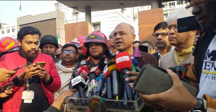 টার্গেট দুই ছাত্র উপদেষ্টার অফিস