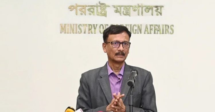 দ্রুত নির্বাচিত সরকারের কাছে ক্ষমতা হস্তান্তরে সরকার কাজ করছে: পররাষ্ট্র উপদেষ্টা