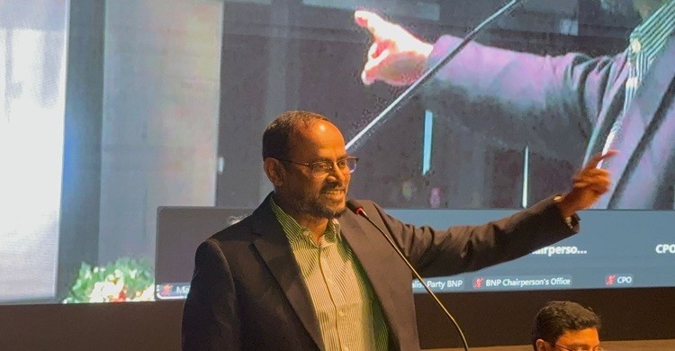 গণতন্ত্রকে ক্ষতিগ্রস্ত করে কেউ রাজনীতিতে টিকে থাকতে পারেনি: টুকু