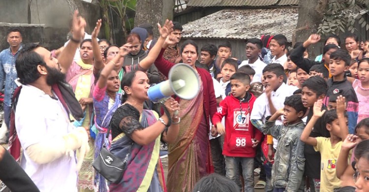 গোপালগঞ্জে সড়ক অবরোধ