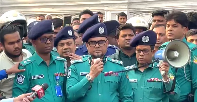 গাজীপুর সদর ওসি বরখাস্ত, গ্রেপ্তার ১৬