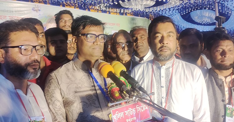 নবনির্বাচিত আহ্বায়ক লুৎফুল্লাহেল মাজেদ বাবু কে গণ সংবর্ধনা