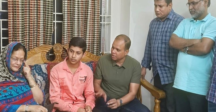 বুয়েটে চান্সপ্রাপ্ত মেধাবী ছাত্র শান্ত বিশ্বাসের পাশে তারেক রহমান