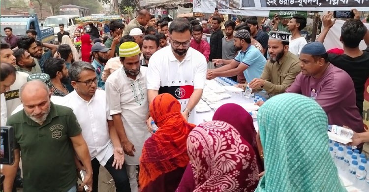 জনগণ ভোটাধিকার প্রয়োগের অপেক্ষা করছে: আমিনুল হক