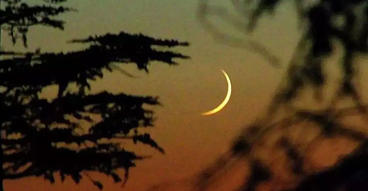 চাঁদ দেখা গেছে, কাল ঈদ