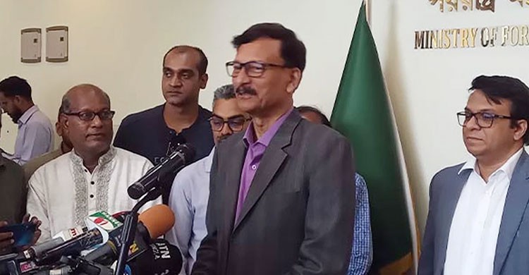 হাসিনাকে ফেরত আনার বিষয়ে চূড়ান্ত আলাপ হয়নি : পররাষ্ট্র উপদেষ্টা