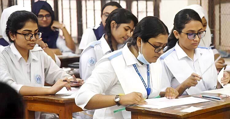 এইচএসসির ফরম পূরণের সময় বাড়ল