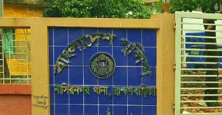 নাসিরনগরে ফসলের জমি থেকে বৃদ্ধের গলাকাটা মরদেহ উদ্ধার