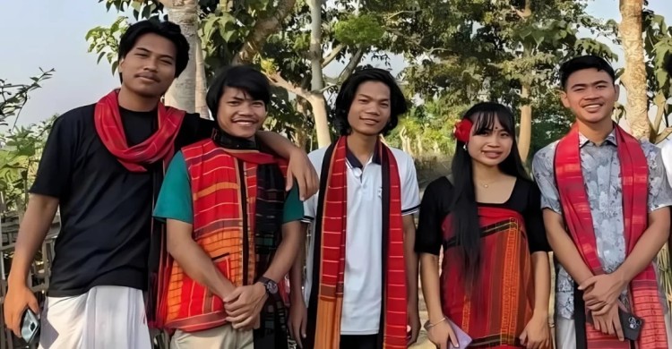 খাগড়াছড়িতে অপহরণের ৮ দিন পর চবির ৫ শিক্ষার্থী মুক্তি পেয়েছে