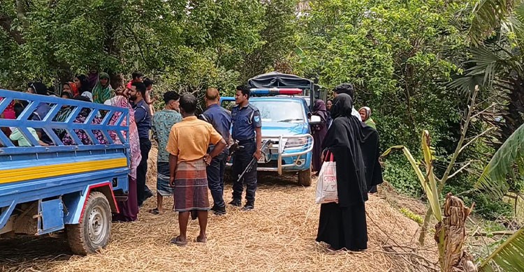গাজীপুরে মাদকাসক্ত ছেলেকে কুপিয়ে হত্যার পর থানায় আত্মসমর্পণ বাবার