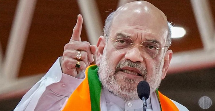 হামলার ভয়ে ভারতে সতর্কতা, বাড়িঘর ছাড়ছে মানুষ, ব্ল্যাক আউট